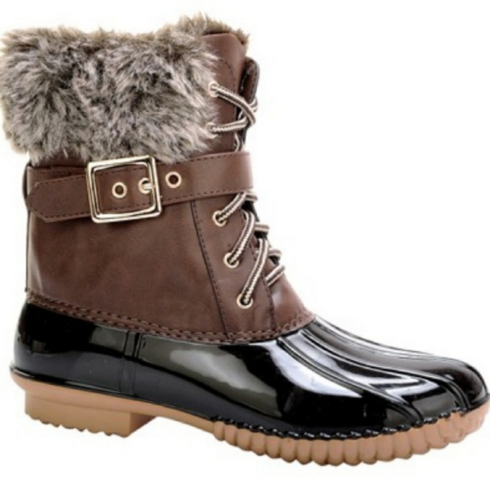 A MUST HAVE pair of Duck Boots!